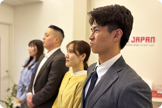朝礼の様子